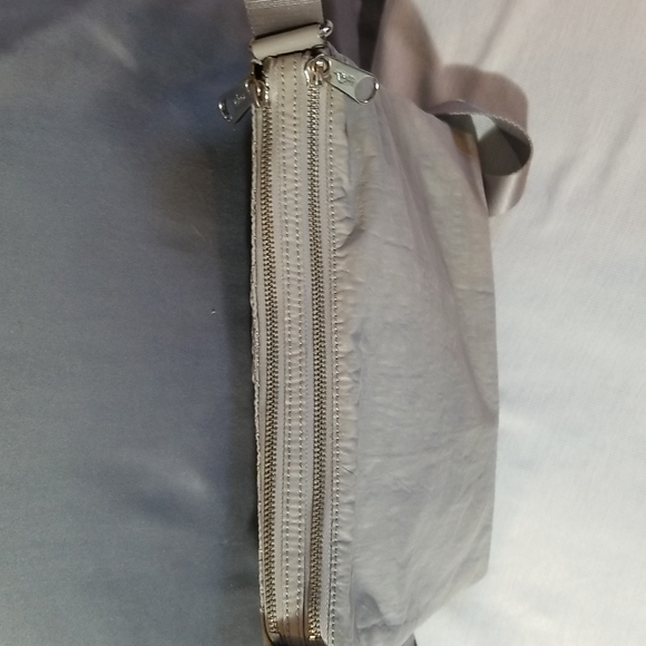 KIPLINGER GREY CROSSBODY BAG STITCHING IN FRONT - Picture 5 of 8